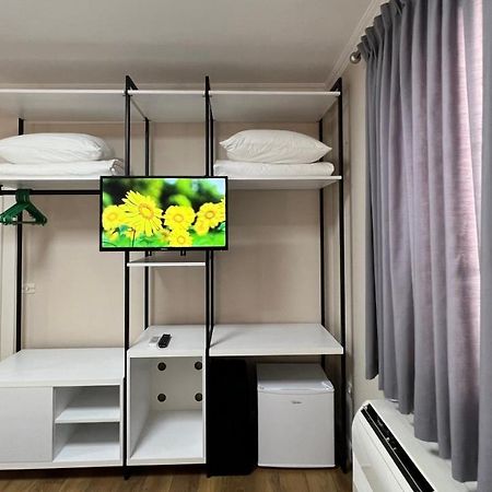 טיראנה Vila 90 Boutique Hotel מראה חיצוני תמונה