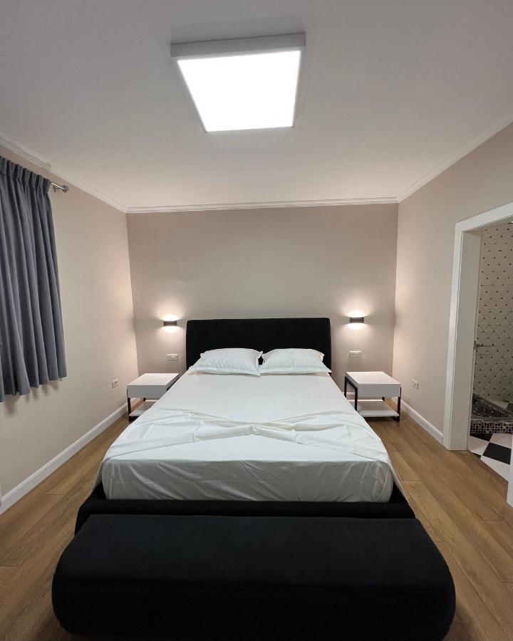 טיראנה Vila 90 Boutique Hotel מראה חיצוני תמונה