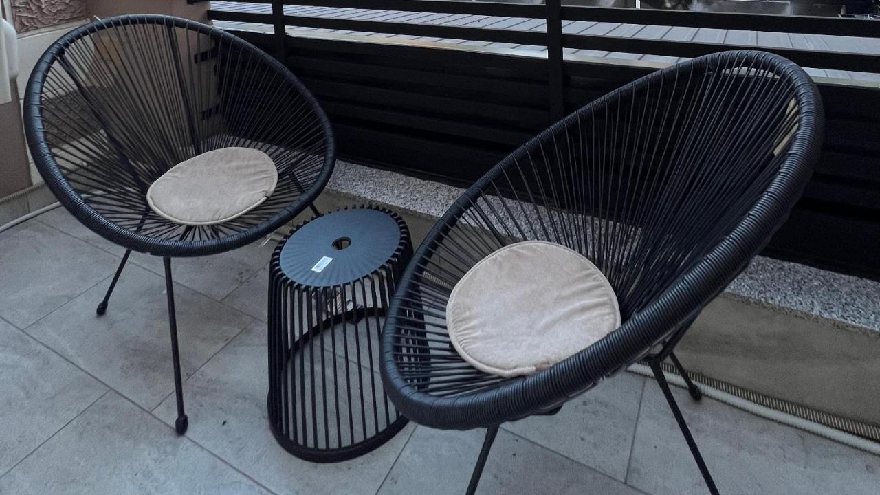 טיראנה Vila 90 Boutique Hotel מראה חיצוני תמונה