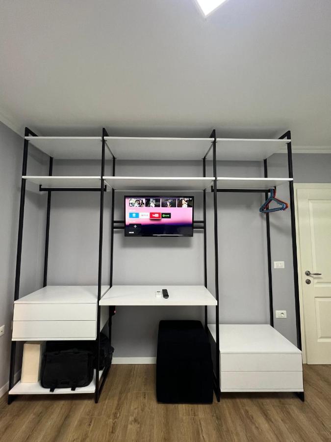 טיראנה Vila 90 Boutique Hotel מראה חיצוני תמונה